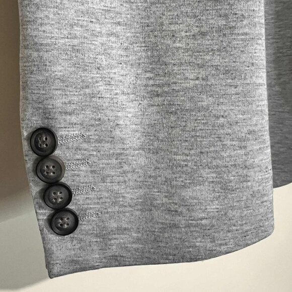 Topman Heather Gray Two-Piece Suit - 42R Jacket/34L Pants - Picture 4 of 13